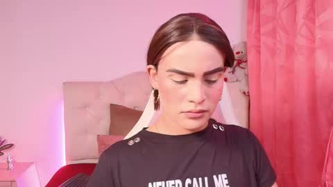 Snapshot of lailahdark chatting on 10.04.25 Camila online show from 10.04.25