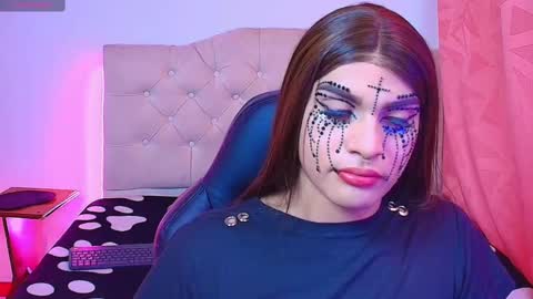 Snapshot of lailahdark chatting on 10.26.25 Camila online show from 10.26.25