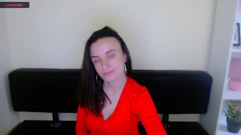 Snapshot of laimapinch_ chatting on 12.12.24 Laima online show from 12.12.24