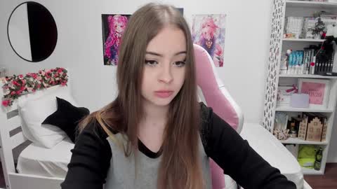 Kira online show from 12.02.24