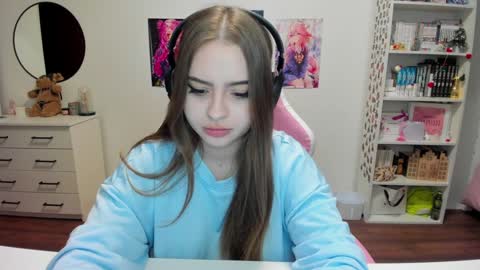 Kira online show from 12.19.24