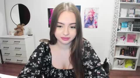 Kira online show from 03.06.25