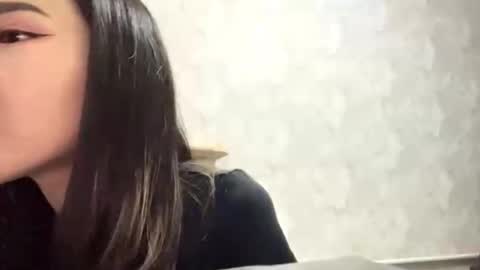 Snapshot of lakeishatimber chatting on 10.05.25 Luna online show from 10.05.25