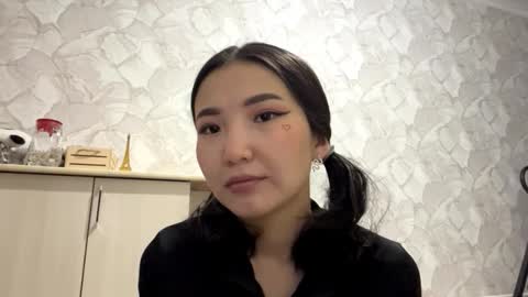 Snapshot of lakeishatimber chatting on 10.17.25 Luna online show from 10.17.25