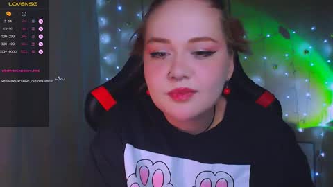 Snapshot of lala_loulou chatting on 05.01.26 Nicky online show from 05.01.26