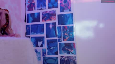 Snapshot of lala_moon chatting on 10.29.25 lala Moon online show from 10.29.25