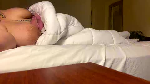 Snapshot of lalaaacx3 chatting on 02.21.25 lalaaacx3 online show from 02.21.25