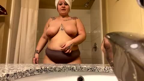 Snapshot of lalaaacx3 chatting on 02.21.25 lalaaacx3 online show from 02.21.25