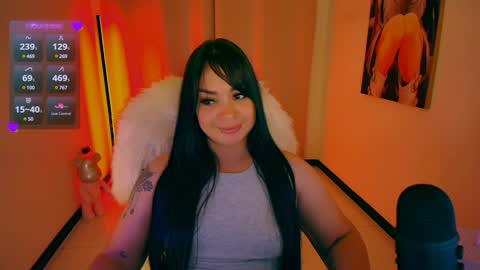 lalablack1_ online show from 02.08.25