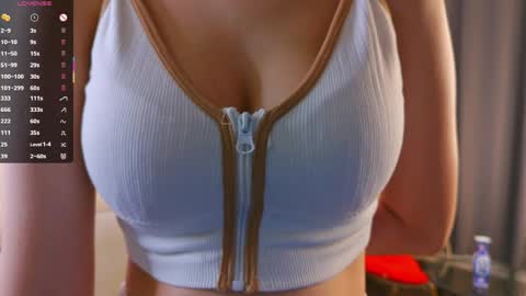 Snapshot of lalajecks chatting on 04.09.26 Julia online show from 04.09.26