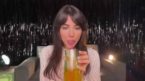 Snapshot of lallebi chatting on 09.19.25 Ellina online show from 09.19.25