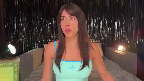 Snapshot of lallebi chatting on 09.30.25 Ellina online show from 09.30.25