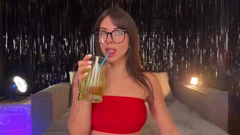 Snapshot of lallebi chatting on 10.25.25 Ellina online show from 10.25.25