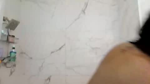 LALOVE99 online show from 10.02.25