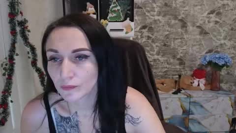 Lalya online show from 12.21.25