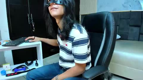 Snapshot of lamberthouse chatting on 10.13.25 Bella  Dante online show from 10.13.25