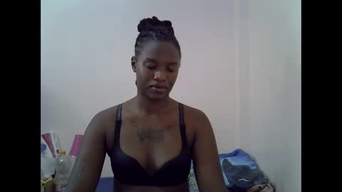 Snapshot of lamensha chatting on 09.13.25 lamensha online show from 09.13.25