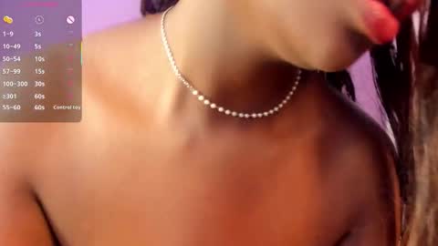 Snapshot of lana__beaux chatting on 09.27.25 online show from 09.27.25