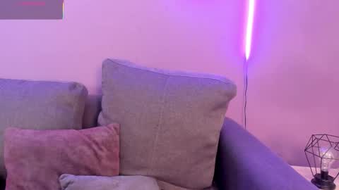 Snapshot of lana__beaux chatting on 09.28.25 online show from 09.28.25