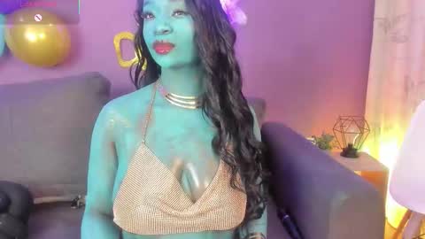 Snapshot of lana__beaux chatting on 10.11.25 online show from 10.11.25