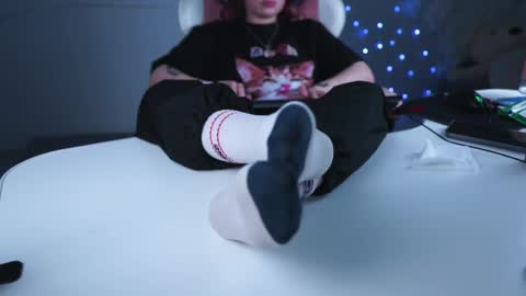 just call me Lana  and her security online show from 03.01.25