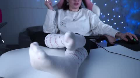 just call me Lana  and her security online show from 03.09.25