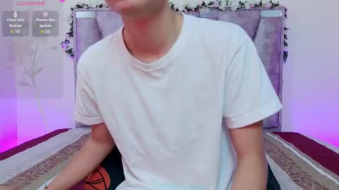 Lana online show from 10.21.25