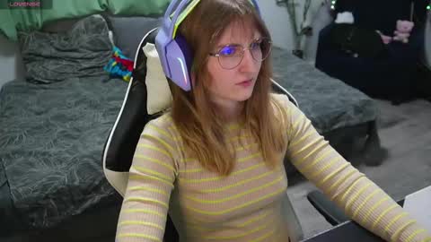 Snapshot of lana_del_kay chatting on 02.17.25 Kay online show from 02.17.25