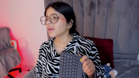 ... .          . ... online show from 01.09.25