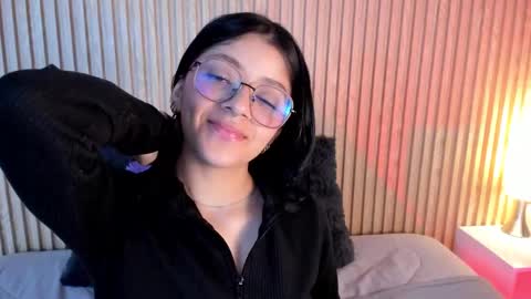 Snapshot of lana_dol chatting on 09.26.25 ... . . ... online show from 09.26.25