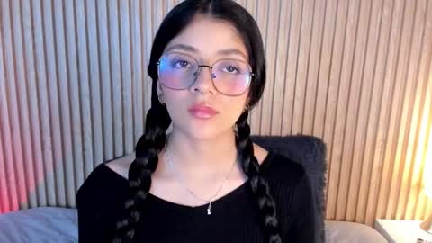 Snapshot of lana_dol chatting on 09.30.25 ... . . ... online show from 09.30.25