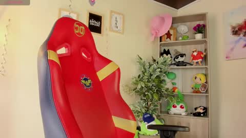 Lana online show from 09.20.25