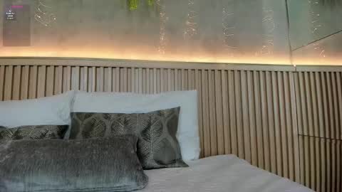 lana_lann online show from 03.04.26