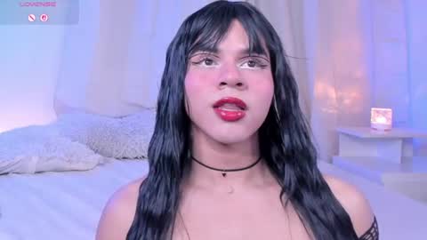 INDEPENDENT MODEL online show from 07.07.26