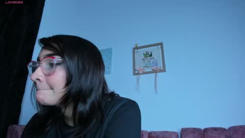 lana_sin online show from 10.24.25