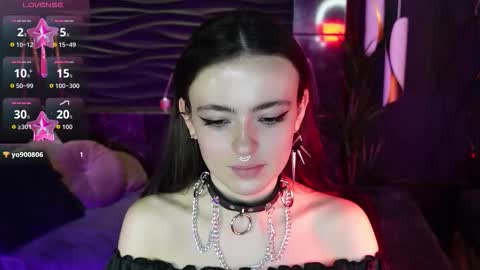 Miss Lana online show from 11.17.25