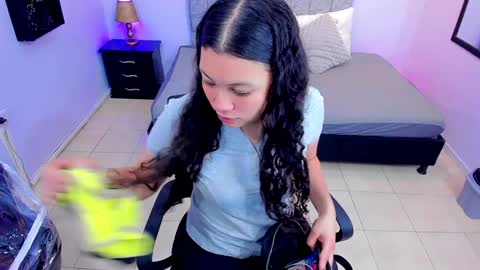           online show from 02.02.25