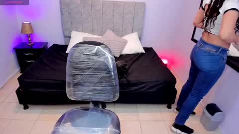           online show from 03.04.25
