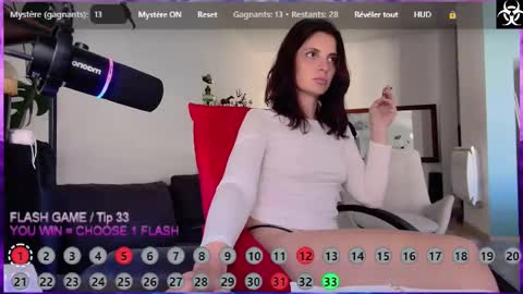 Lana The Virus online show from 09.29.25