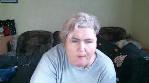 lanacat555 online show from 11.09.25