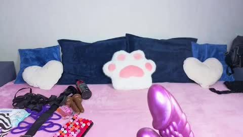 Snapshot of lanadelamonico chatting on 10.10.25 Lana online show from 10.10.25