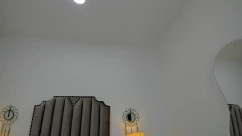 Snapshot of lanaferrer chatting on 10.11.25 Lana online show from 10.11.25