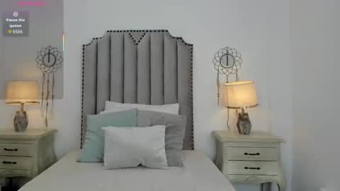 Snapshot of lanaferrer chatting on 10.14.25 Lana online show from 10.14.25