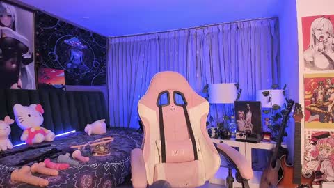 L A N A  online show from 12.29.24