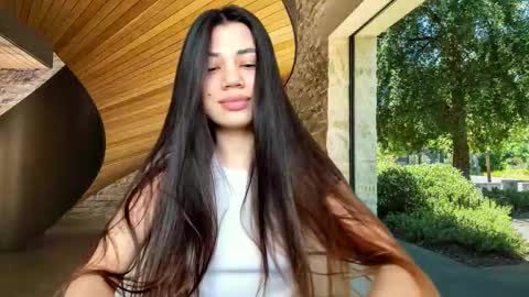 Lana online show from 10.04.25