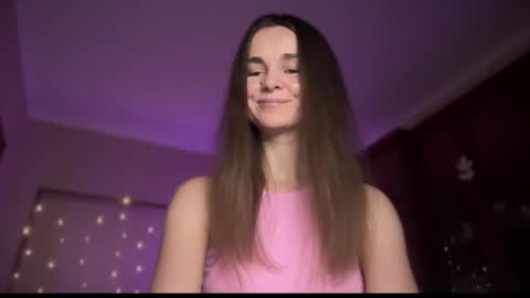 Snapshot of lanaloulou chatting on 01.11.25 Lana online show from 01.11.25
