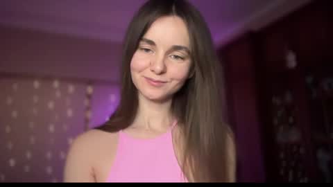 Snapshot of lanaloulou chatting on 02.06.25 Lana online show from 02.06.25