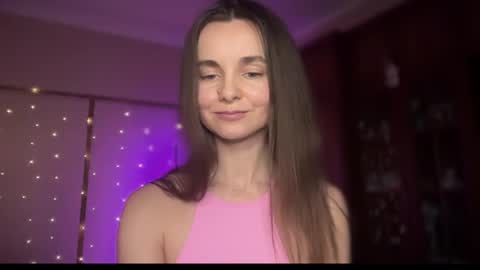 Snapshot of lanaloulou chatting on 02.07.25 Lana online show from 02.07.25