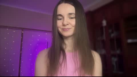 Snapshot of lanaloulou chatting on 03.05.25 Lana online show from 03.05.25