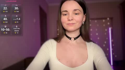 Snapshot of lanaloulou chatting on 05.29.26 Lana online show from 05.29.26